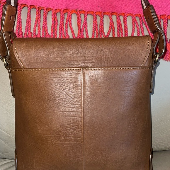 Auth Bally Nubuck leather interior,durable leather exterior messenger bag Unisex - Picture 2 of 11